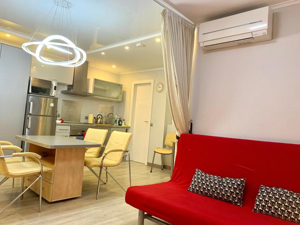 Camp Nou, Europa Fira - Modern Two-Bedroom Apartment With Heating Л'Успіталет-да-Любрагат Екстер'єр фото