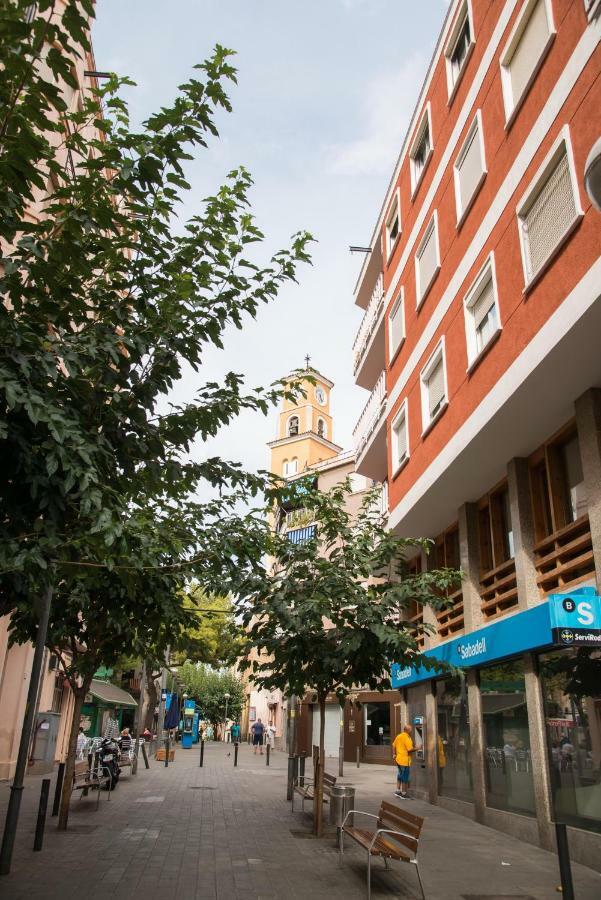 Camp Nou, Europa Fira - Modern Two-Bedroom Apartment With Heating Л'Успіталет-да-Любрагат Екстер'єр фото