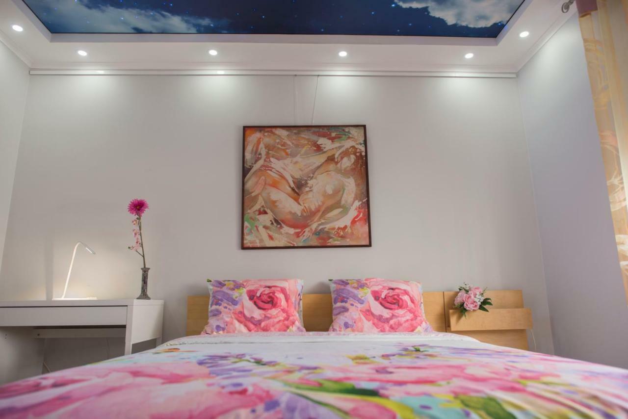 Camp Nou, Europa Fira - Modern Two-Bedroom Apartment With Heating Л'Успіталет-да-Любрагат Екстер'єр фото