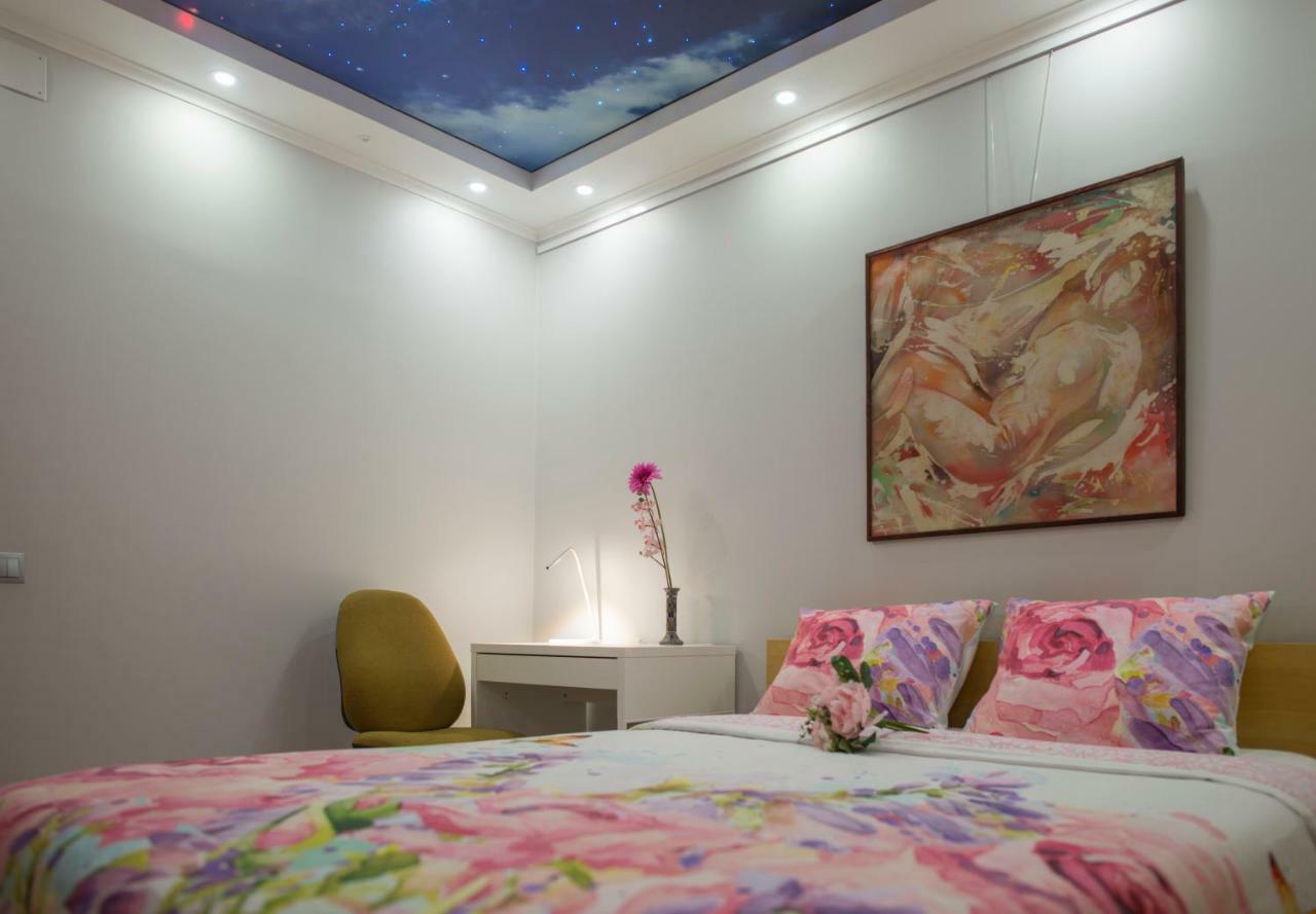 Camp Nou, Europa Fira - Modern Two-Bedroom Apartment With Heating Л'Успіталет-да-Любрагат Екстер'єр фото